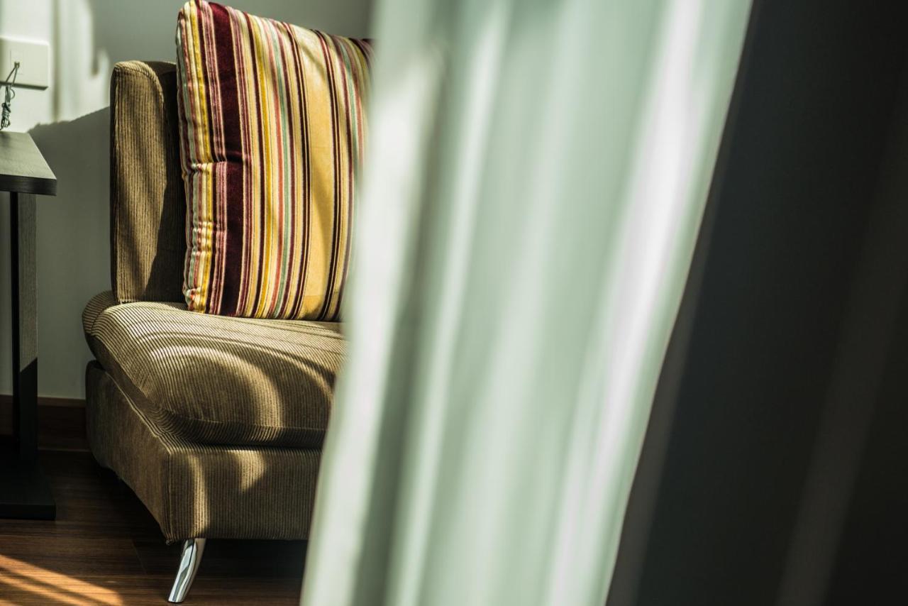 Winner Sriracha Serviced Apartment Si Racha Buitenkant foto