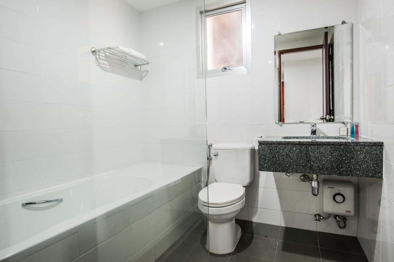 Winner Sriracha Serviced Apartment Si Racha Buitenkant foto
