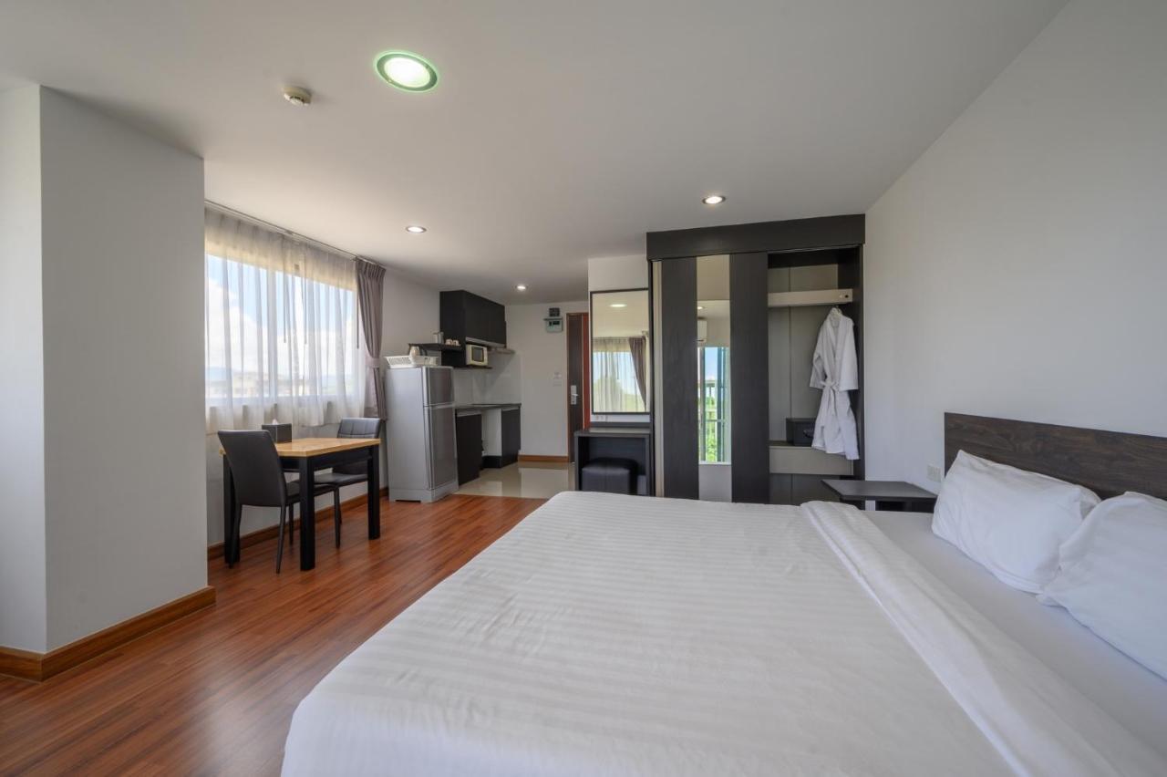 Winner Sriracha Serviced Apartment Si Racha Buitenkant foto